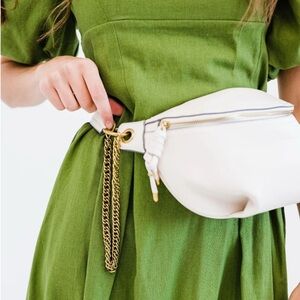 Modern+Chic Belt Bag Catherine Vegan Leather Crossbody Chain Adjustable Strap